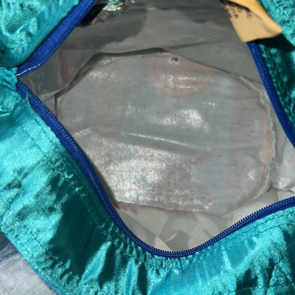 Atlantis Paradise Island Beach Tote Bag Beads Sequins and Satiny Aqua and Fish - Picture 7 of 17